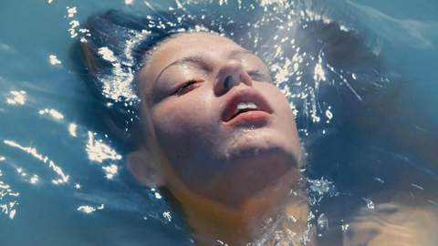 Blue is the Warmest Colour