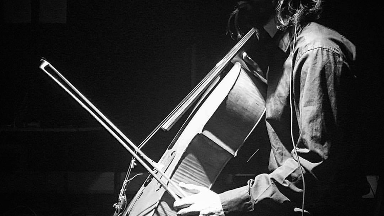 Conductor360 - Controlling Music in a Virtual Reality Environment
