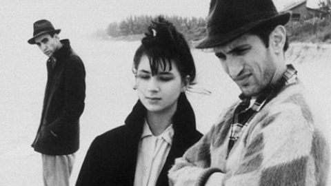 Stranger Than Paradise - beach