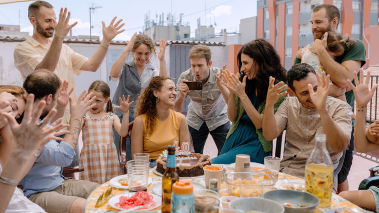 Deaf Conversations About Cinema: Deaf
