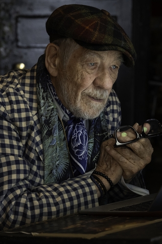 Deaf Conversations About Cinema: The Christophers